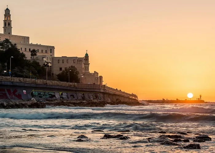 Tel-Aviv 