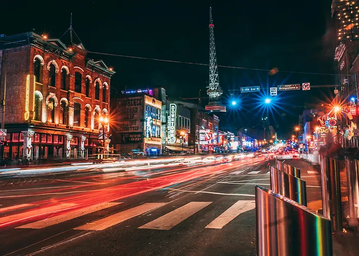Luxurious 4Bd Home Sleeps 12 Minutes To Downtown With Parking Nashville