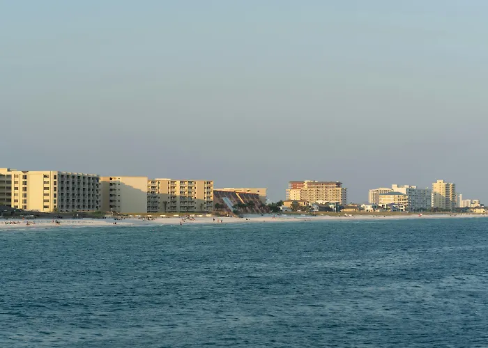 Destin Beachfront Hotels