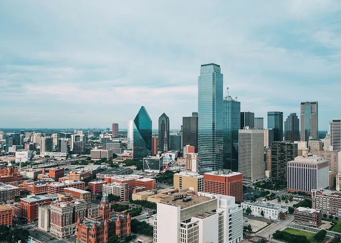 Hilton Dallas-Park Cities - Hôtel 3 étoiles