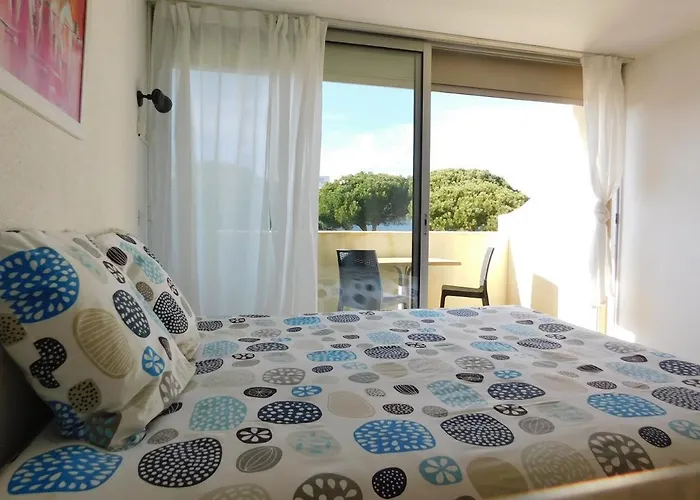 Boutique Studio climatisé 1 à 4 personnes vue mer Le Grau-du-Roi