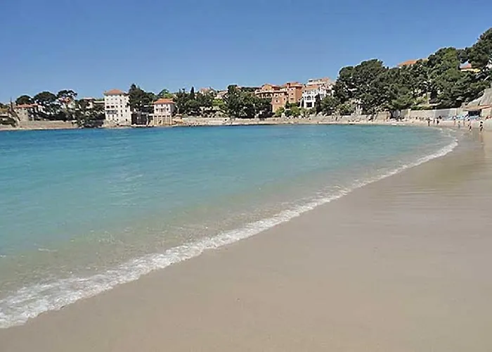 VUE MER 3 mn A PIED DE LA PLAGE LUMINEUX ET MODERNE Bandol