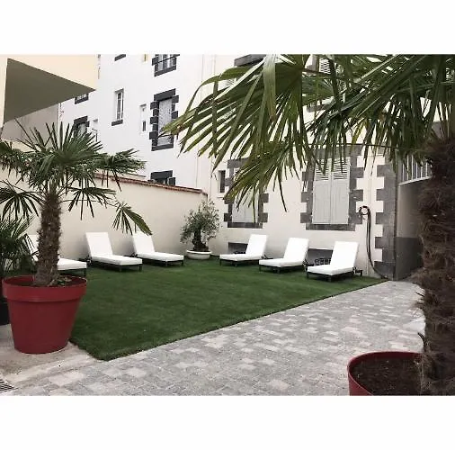 Logement haut de gamme jacuzzi sauna Clermont-Ferrand