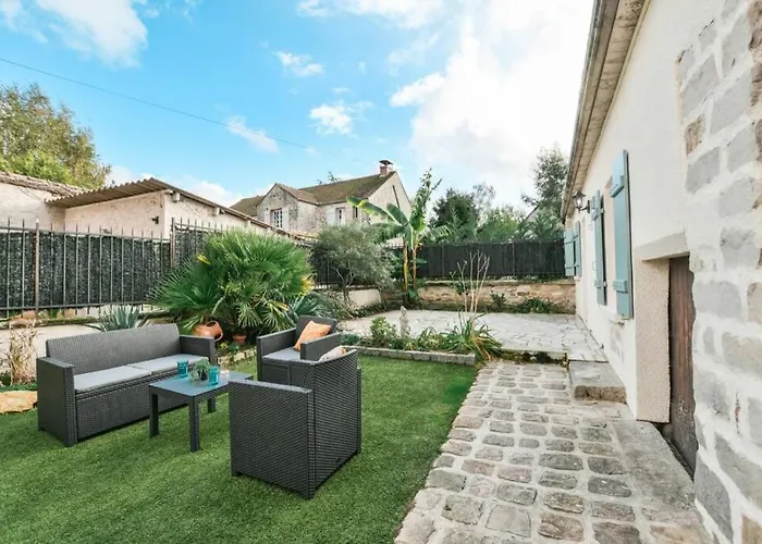 INSTANT FLEURY: maison de caractère, jardin secret Barbizon Privée