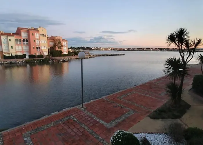 Appartement avec vue sur le lac marin avec WIFI Le Barcarès