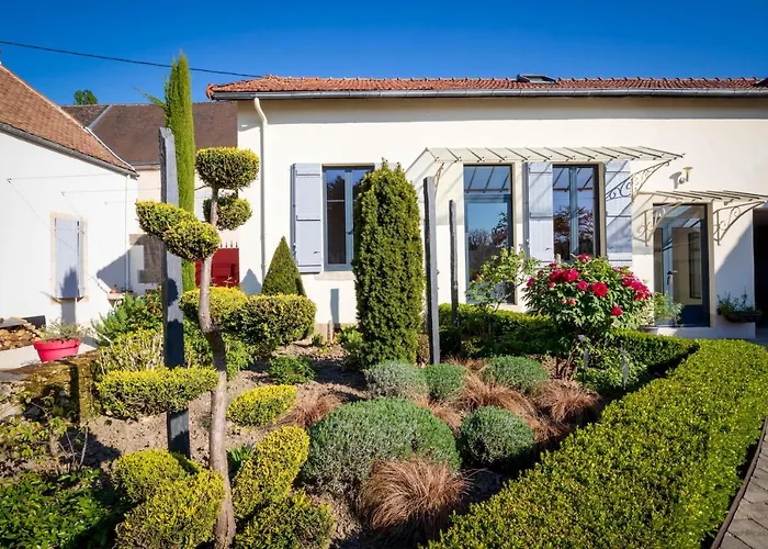 Le Clos De L'Aigue Beaune 