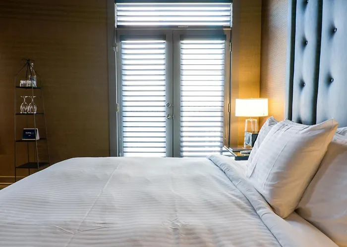 Hotel Arts Kensington Calgary 5 star