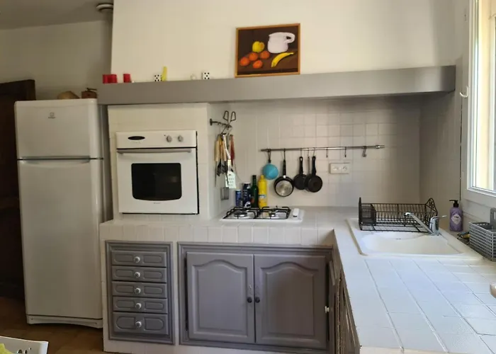 jolie villa avec piscine Marignane Privée