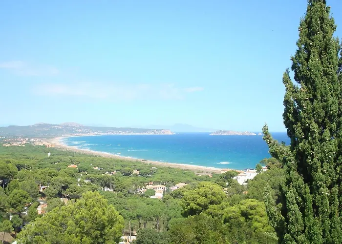 Beautiful Detached Air-Conditioned Villa Close To Sandy Beach, Shops And Restaurants Begur