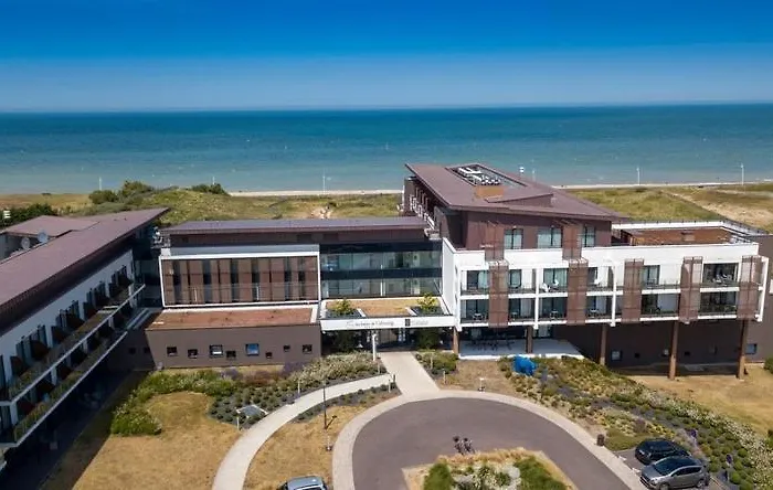 Boutique Perle Marine au pied de la plage Cabourg