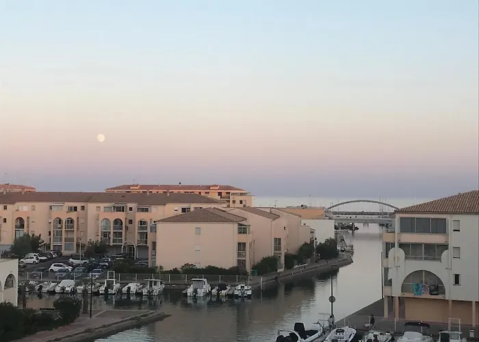T2 vue mer Mezzanine les Quilles Sète