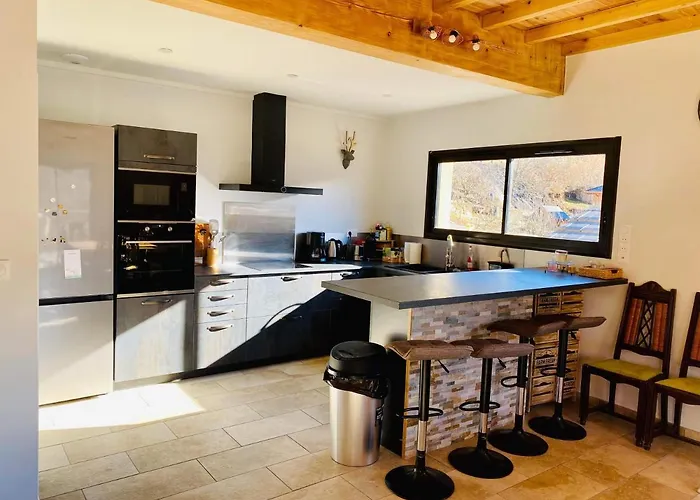 Spacieux logement Ax-les-thermes