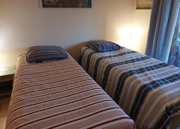 Home Tranquille Dans la Cité du Mimosa - 2 étoiles - Axelle Loc'Appart Mandelieu