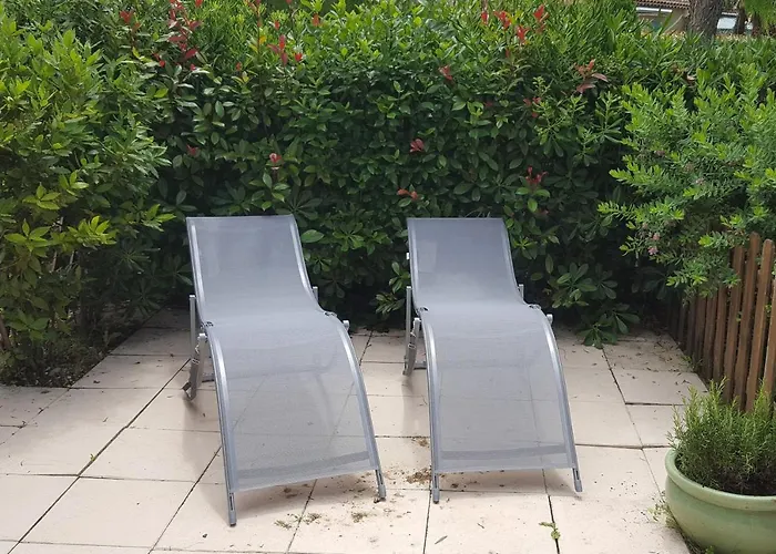 tahiti parc maisonnette 6 pers 2 chambre Le Lavandou Privée
