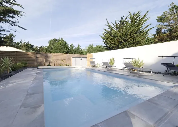 Charmante maison vendéenne à Saint Jean de Monts avec Piscine