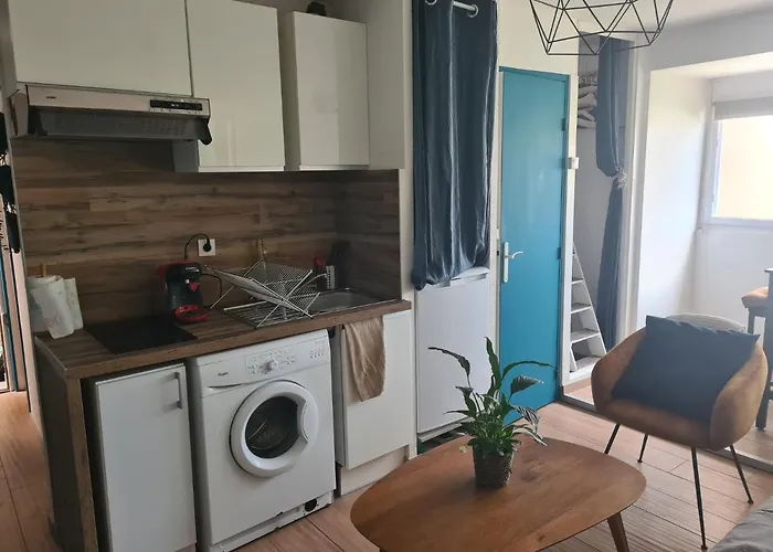 Appartement T2 27m² meublé vue mer, 50m de la plage Narbonne