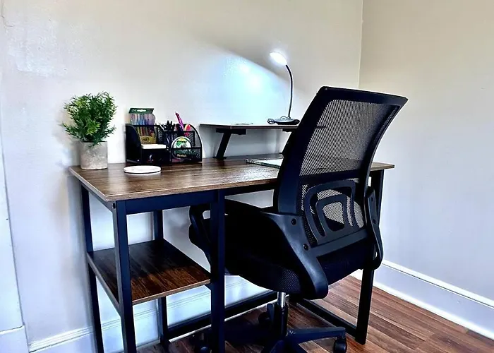 Private Lovely Hidden Gem Near Downtown & Hospital Greensboro