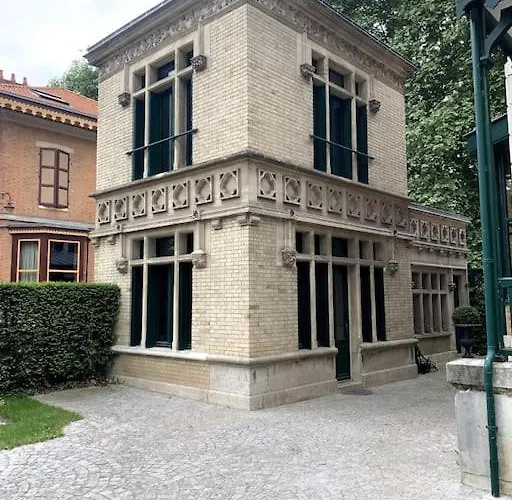 Villa Pavillon indépendant en plein centre de Vichy pour 4 pers max