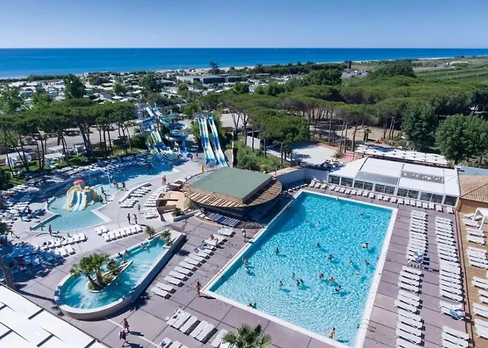 Mobil-Home OuiReves 74 face à la Méditerranée Sète avec Piscine