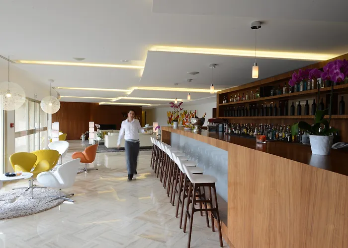Hotel Restaurant La Vague de Saint Paul&Spa