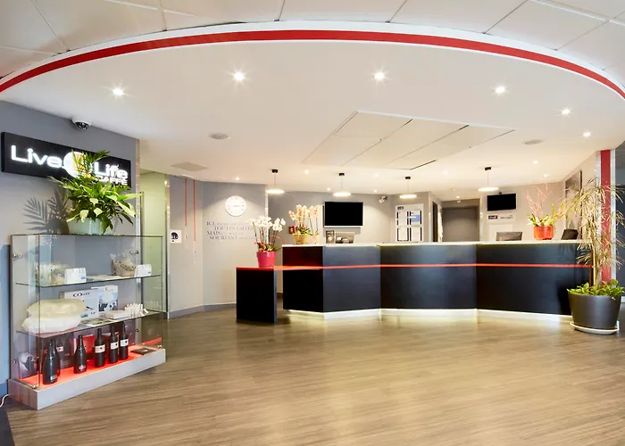 Boutique Hotel Inn Paris Nord Porte de Saint Ouen