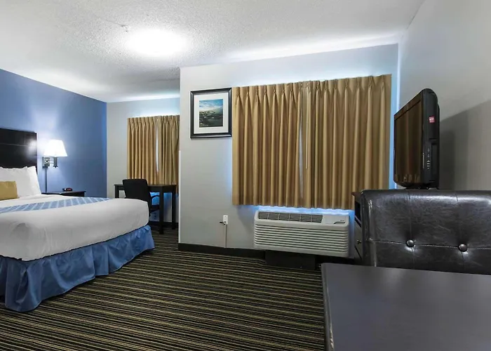 Suburban Extended Stay Hotel Naval Base Area Warrington