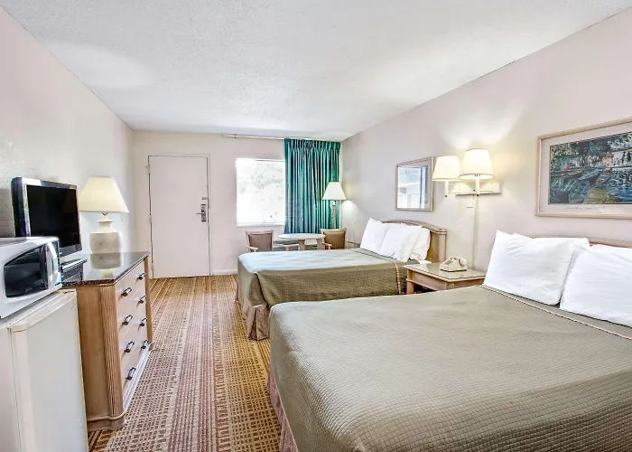 Motel Super 8 By Wyndham Kissimmee