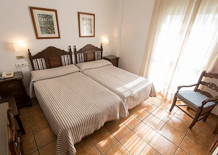 Hostal Marissal By Dorobe Nerja