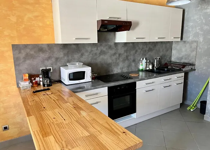 Appartement 2 chambres - lits king size - wifi - baignoire Le Puy-en-Velay