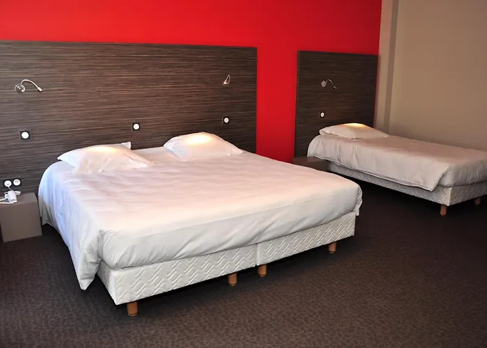Logis Hôtel A la Bonne Auberge Laval  acceptant les animaux