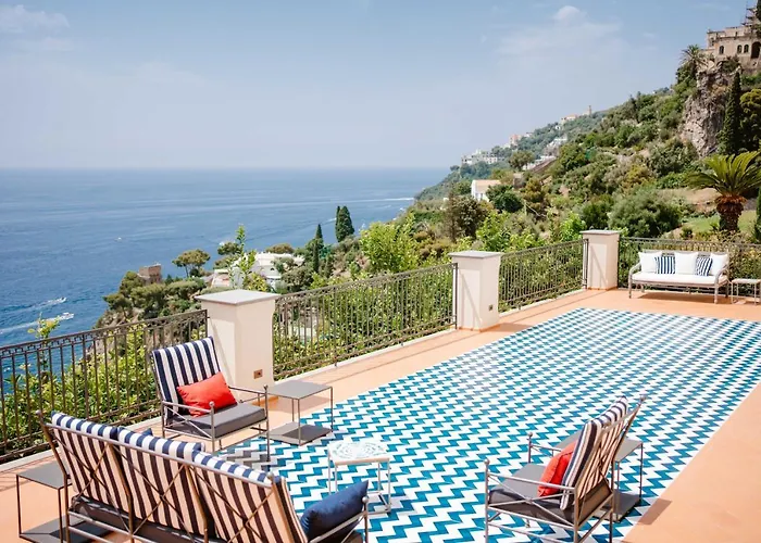 Amalfi - Villa Di Lusso A Picco Sul Mare avec Piscine