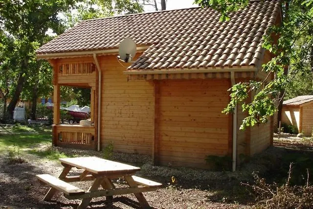 Villa chalet 143 bassin d'Arcachon à La Teste-de-Buch Privée