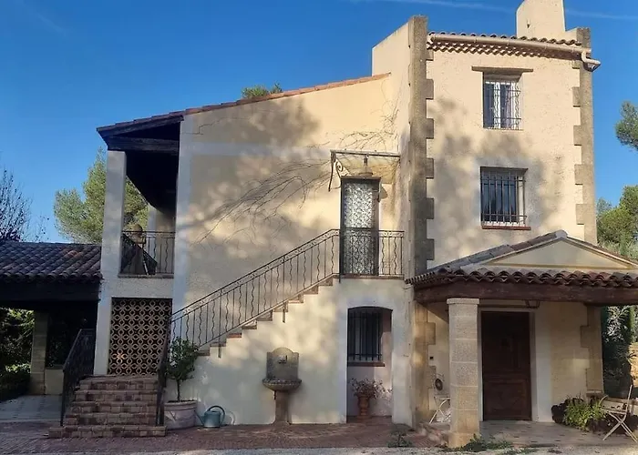 Villa de 240 m2 au calme avec piscine Salon-de-Provence avec Piscine