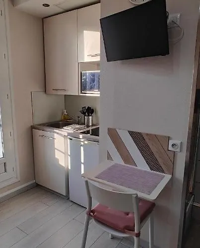 Studio-Centre-Thabor-Balcon-1 Personne Rennes