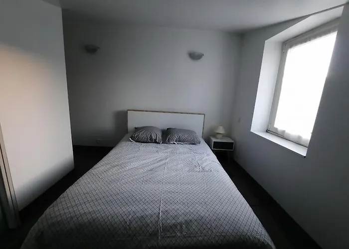 Charmante petite maison Cholet Privée