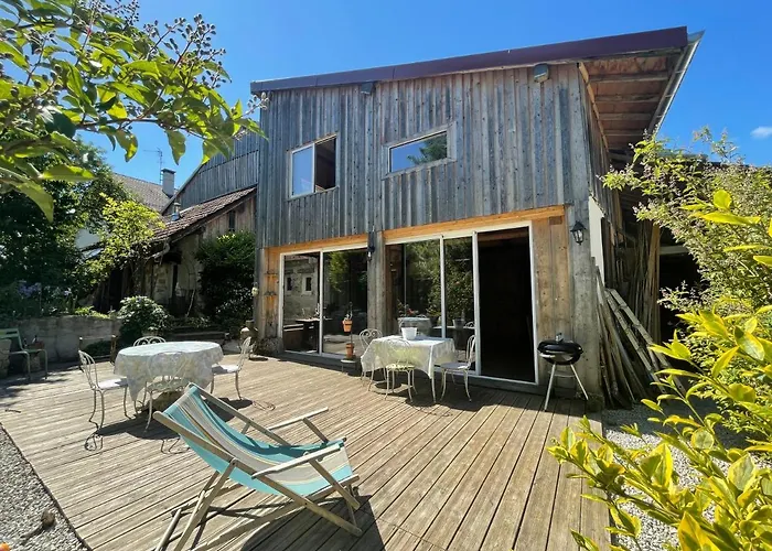 Villa grande demeure d'exception à Clairvaux-les-Lacs