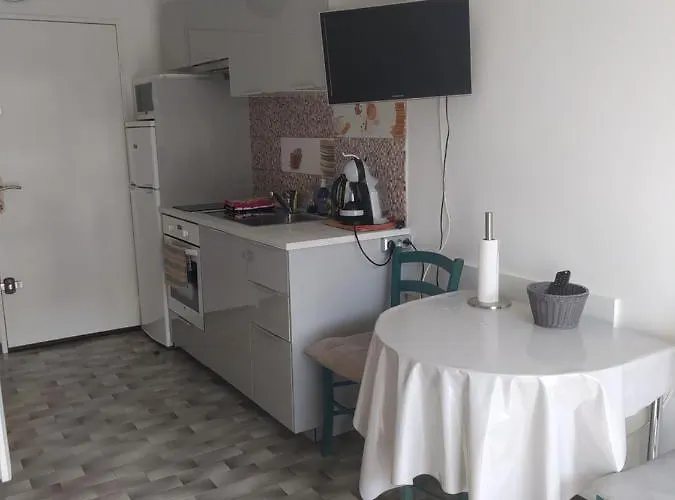 Jolie studio 2 étoiles proche de l'étang de thau Balaruc-les-Bains