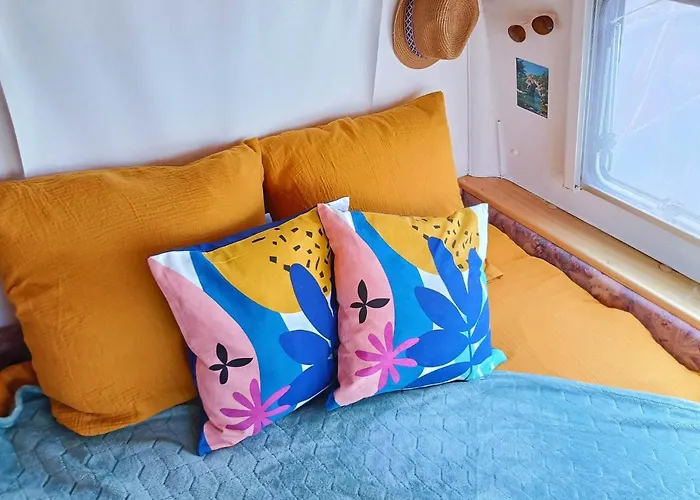 Caravane Insolite L'Ardechoise, L'Echappee Belle D'Aubenas Gites Appart Hotel Logement 3 Sur 3