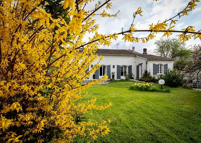 Maison 5 Chambres #8Pers #Stationnement Gratuit Cognac