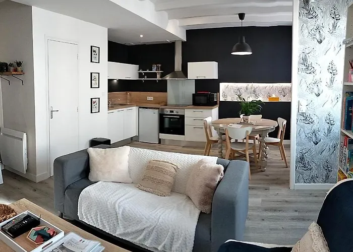 Charmante maison de Ville , 4 personnes , LES HERBIERS