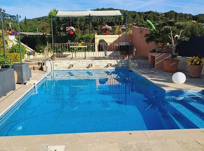 Studio Villa espace Piscine Terrasse Bandol