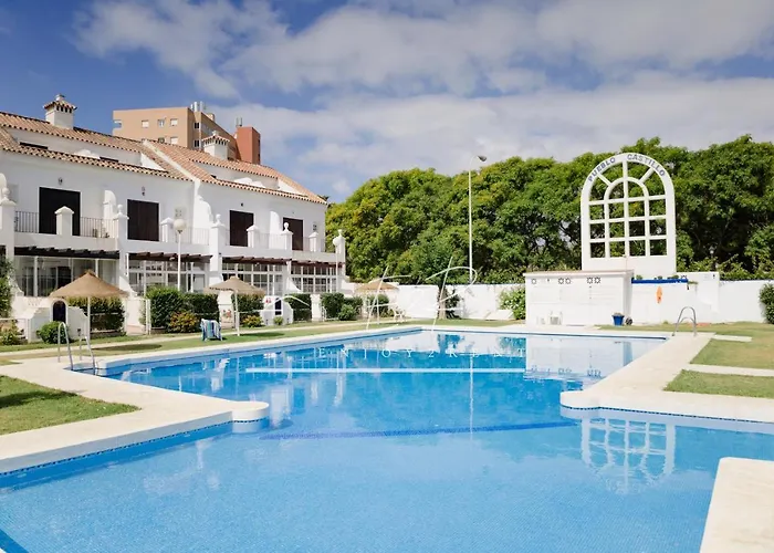 Enjoy2Rent Pueblo Castillo 100 Mtrs De La Playa Fuengirola