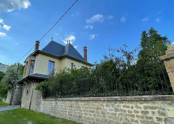 Maison indépendante La Quietas sur les hauteurs de SEDAN