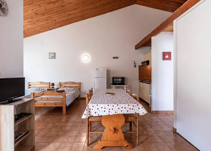 Boutique Holiday Home La Pinede- Bungalow 4 Pers- By Interhome Sagone 