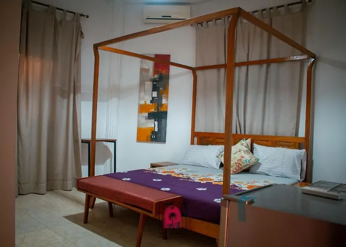 Villa De Vacances Au Almadies Dakar Privée
