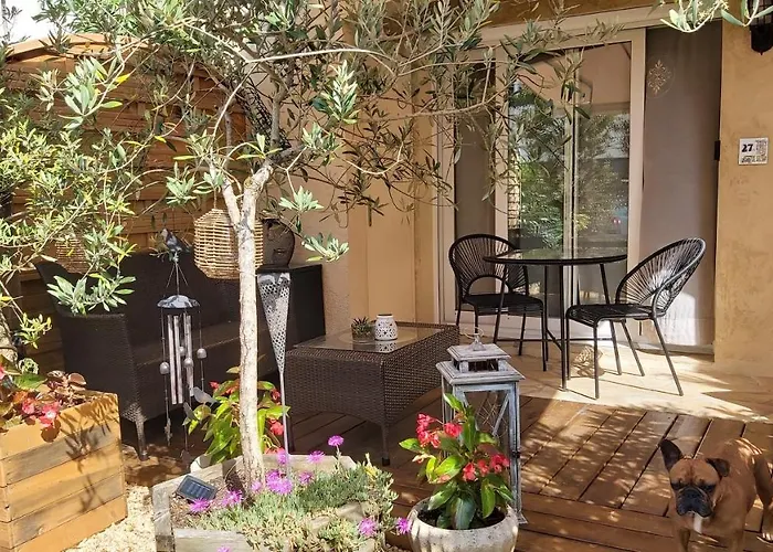 Chambre climatisée au cœur de brive avec téléviseur connecté wifi Netflix