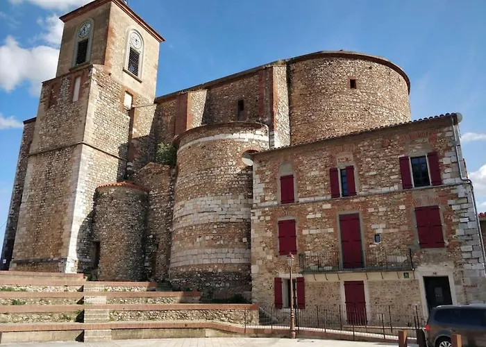 Villa Sous Le Cedre à Thuir