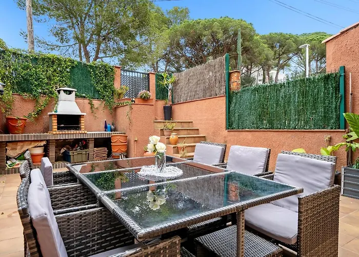 Villa Hauzify I Casa Maragda à Castell-Castell-Platja d'Aro