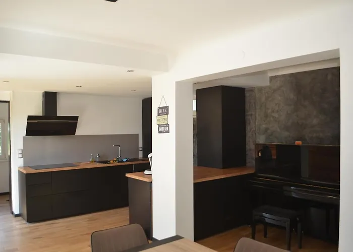 Villa Du Piano à Colmar avec Piscine