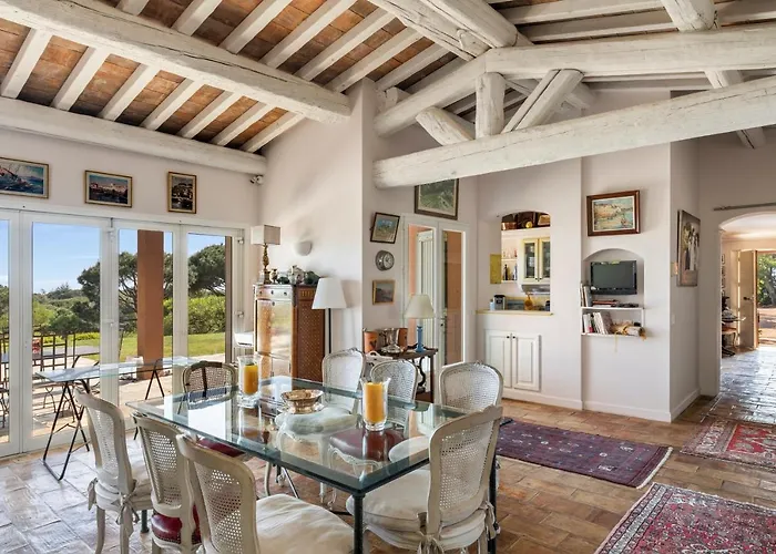 Maison Familiale De 350 M² Avec Piscine A 10 Min De Saint-Tropez La Croix-Valmer